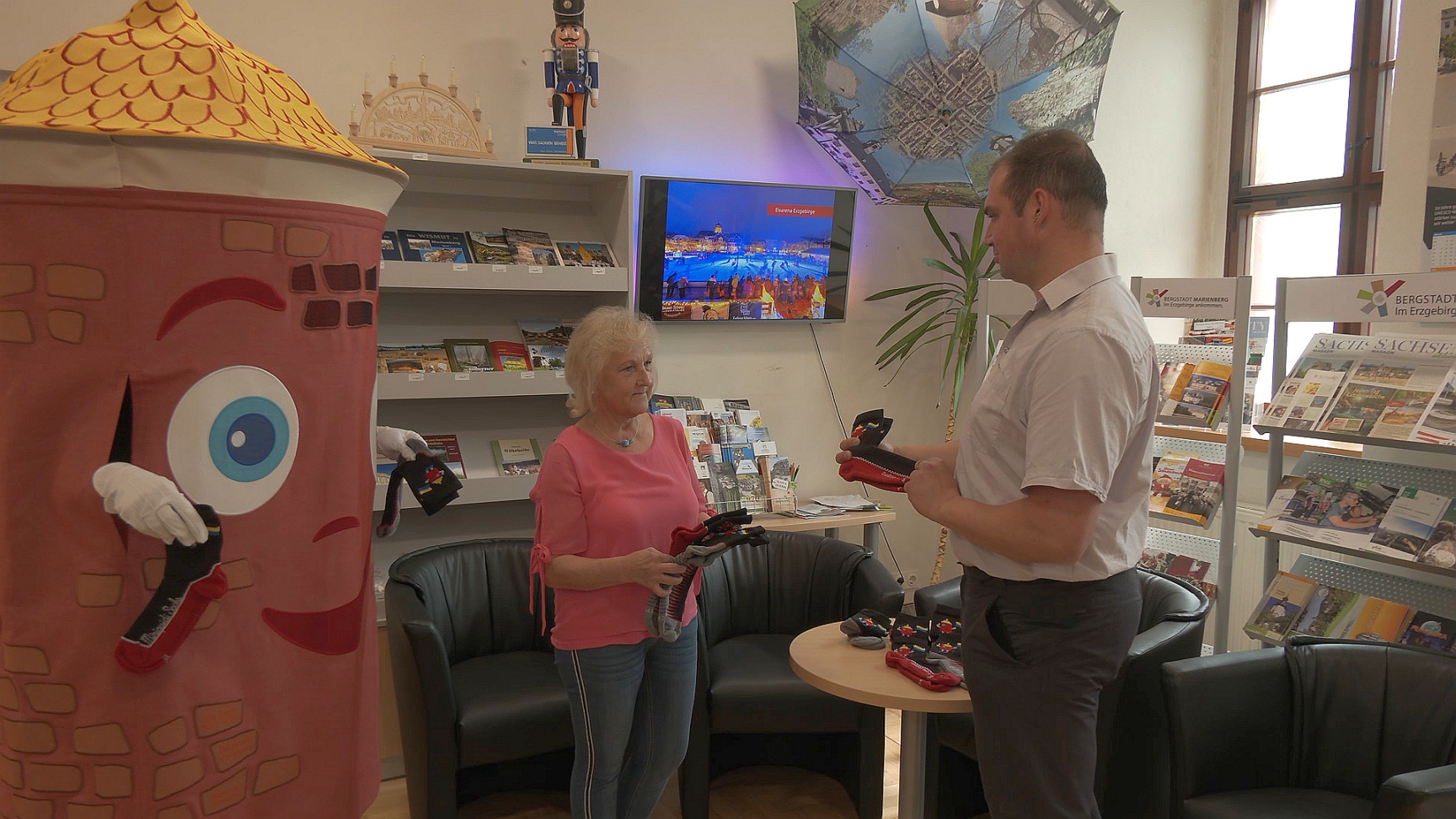 MEgional am 21. Juli 2020 mit Socken für 500 Jahre Marienberg